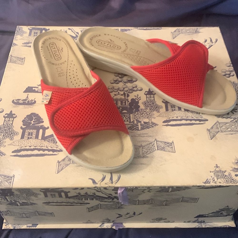 Adjustable comfort platform  sandals made in Italy